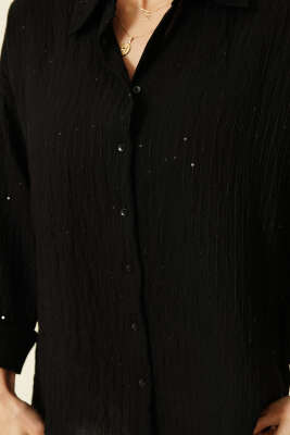 Pul Detaylı Çizgi Kabartma Gömlek Siyah - Kadın Giyim Modelleri