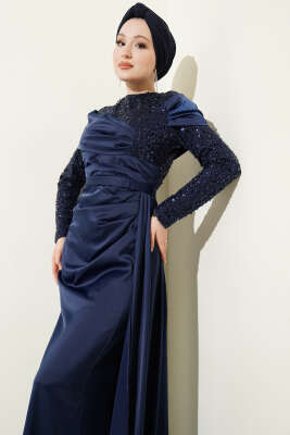 Pul Payet Detaylı Kuyruklu Abiye Elbise Lacivert - Elbise
