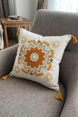 Püsküllü Bohem Tarz Punch İşlemeli Yastık Kılıfı Asorti 4 - HOBBY HOME