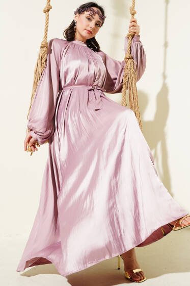 Reglan Balon Kol Kırışık Saten Elbise Pudra - Elbise