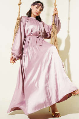 Reglan Balon Kol Kırışık Saten Elbise Pudra - Tesettür Elbise