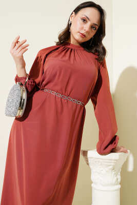 Reglan Kol Zincir Kuşaklı Elbise Gül Kurusu - Tesettür Elbise