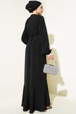 Reglan Kol Zincir Kuşaklı Elbise Siyah - Tesettür Elbise