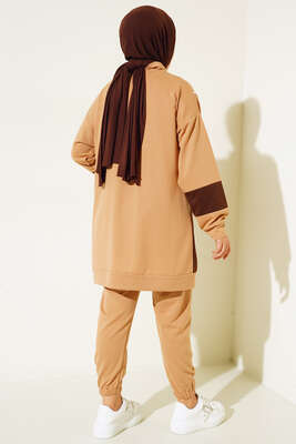 Renk Garnili Şeritli Fermuarlı İkili Takım Camel - Thumbnail