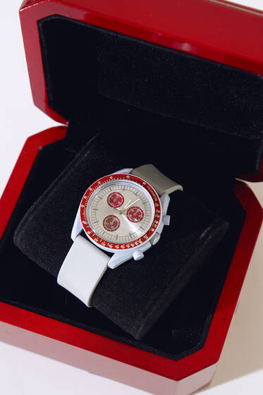 Renkli Çerçeveli Kadın Kol Saati Siyah Gri - Yılın Fırsatı