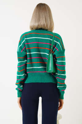 Renkli Çizgili Triko Crop Kazak Zümrüt - Kadın Giyim Modelleri