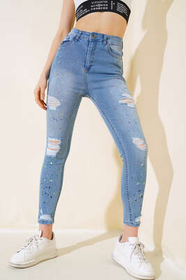 Renkli Desenli Yırtmaçlı Kot Pantolon Orta Mavi - Kadın Giyim Modelleri