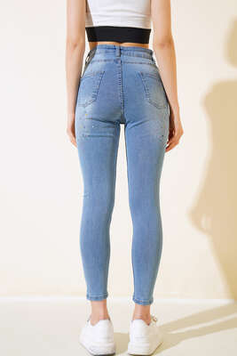 Renkli Desenli Yırtmaçlı Kot Pantolon Orta Mavi - Kadın Giyim Modelleri