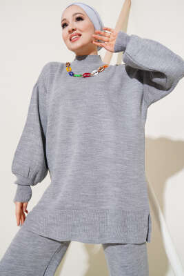 Renkli Kolyeli Basic Triko İkili Takım Gri - İkili Takım