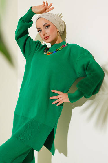 Renkli Kolyeli İkili Takım Zümrüt Yeşili - Triko