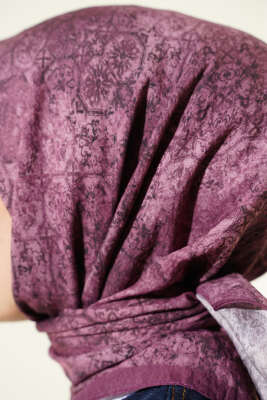 Retro Desenli Eşarp Koyu Lila - Başörtüsü