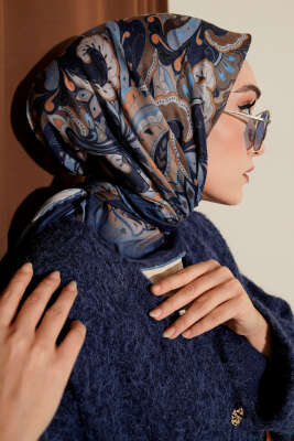 Retro Motifli Modal Eşarp Lacivert - Başörtüsü