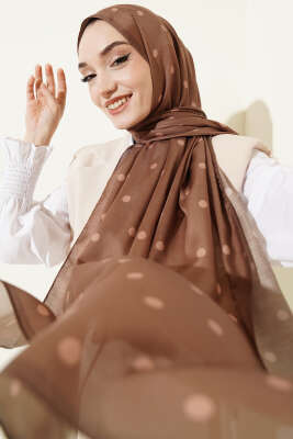 Retro Puantiye Desenli Şal Karamel 