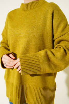 Ribana Görünümlü Triko Tunik Yağ Yeşili - Tunik