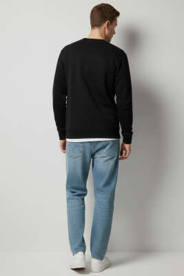 Ribanalı Yaka Yazılı Erkek Sweatshirt Siyah - Erkek Sweatshirt