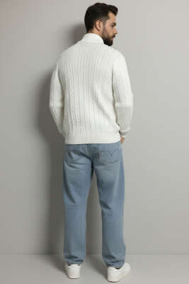 Saç Örgü Detaylı Fermuarlı Triko Kazak Ekru - Erkek Kazak