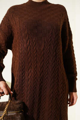 Saç Örgü Kabartmalı Triko Elbise Kahve - Elbise