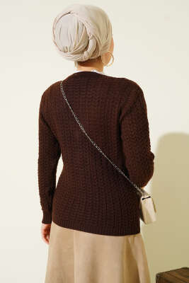 Saç Örgülü Düğmeli Triko Hırka Kahve - Hırka