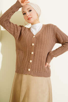 Saç Örgülü Düğmeli Triko Hırka Latte