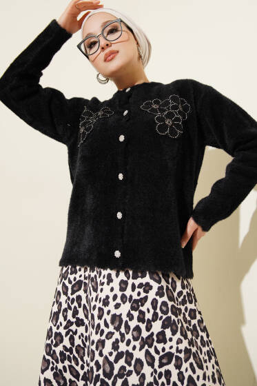 Sakallı Çiçek Motifli Hırka Siyah - Hırka