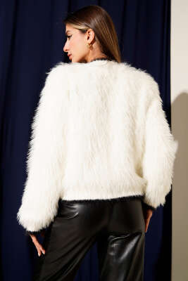 Sakallı Gold Düğmeli Hırka Ekru - Kadın Giyim Modelleri