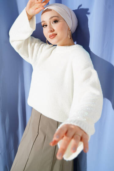 Sakallı Simli Triko Kazak Ekru - Triko Kazak