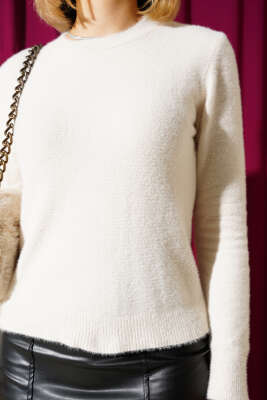 Sakallı Triko Kazak Bej - Yılın Fırsatı