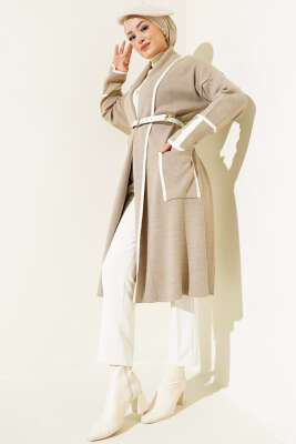 Şal Yaka Cepli Triko Hırka Bej - Triko Hırka