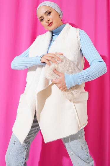 	 Şal Yaka İçi Kürklü Yelek Bej - Yelek