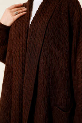 Şal Yaka Örgü Kabartmalı Triko Hırka Kahve - Hırka