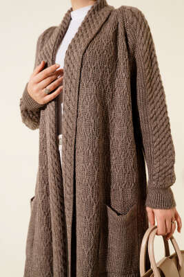 Şal Yaka Örgü Kabartmalı Triko Hırka Vizon - Hırka