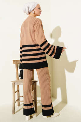 Salaş Kol Çizgili Triko İkili Takım Latte - Triko İkili Takım