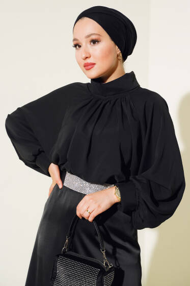 Salaş Model Boğazlı Saten Siyah Bluz - Bluz