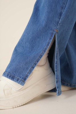 Salaş Yırtmaçlı Orta Kot Pantolon - 300-500 TL Ürünler