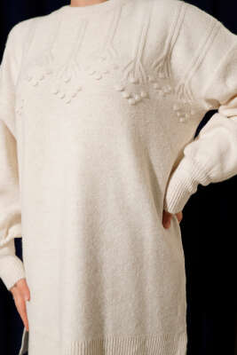 Salkım Kabartma Yumoş Triko Tunik Ekru - 300-500 TL Ürünler