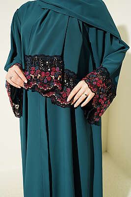 Şallı Çiçek Süslemeli Abaya Elbise Zümrüt - Elbise