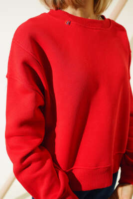 Şardonlu Kısa Sweatshirt Kırmızı - Kadın Giyim Modelleri