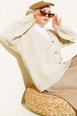 Sarmal Desen Düğmeli Kısa Triko Hırka Bej