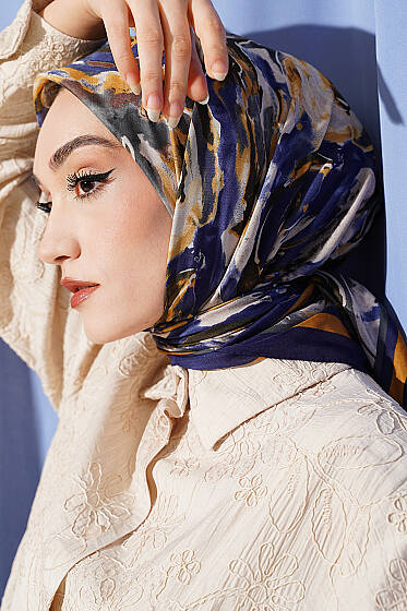 Sarmal Desen Elegance Eşarp Lacivert - Başörtüsü