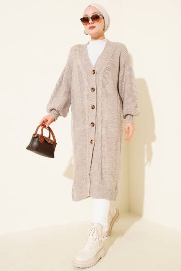 Sarmal Detaylı Düğmeli Uzun Triko Hırka Bej - Hırka