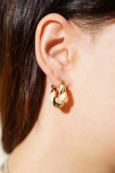 Sarmal Halka Küpe Bej - Küpe