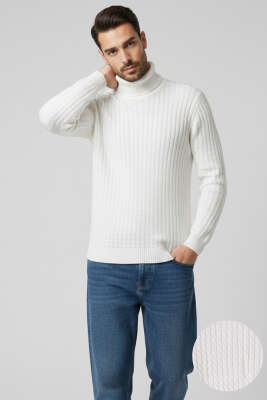 Sarmal Örgü Balıkçı Yaka Erkek Kazak Beyaz - BETEKS