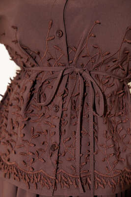 Sarmaşık Kabartmalı Etekli İkili Takım Kahve - İkili Takım