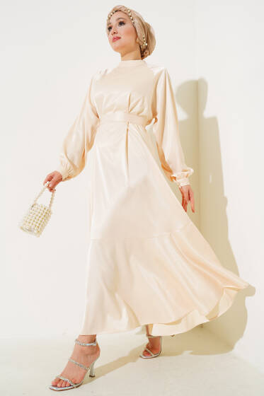 Saten Bel Kuşaklı Elbise Bej - Elbise