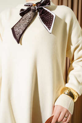 Saten Yaka Fularlı Triko Tunik Bej - Tunik