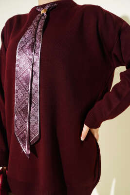 Saten Yaka Fularlı Triko Tunik Bordo - Tunik