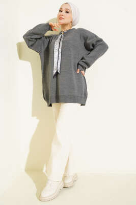 Saten Yaka Fularlı Triko Tunik Füme - Tunik