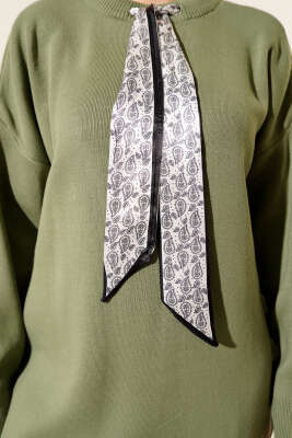 Saten Yaka Fularlı Triko Tunik Haki - Tunik