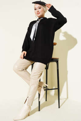 Saten Yaka Fularlı Triko Tunik Siyah - Tunik