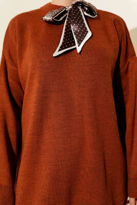 Saten Yaka Fularlı Triko Tunik Taba - Tunik